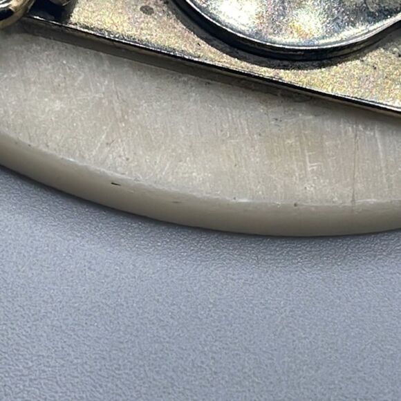 Vintage geese in flight carved belt buckle. - Picture 8 of 11